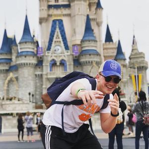 Meet your Posher, Peter